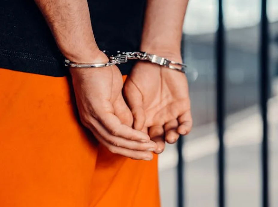 抢夺35万财物的量刑标准是什么 抢夺35万应承担的刑事责任及刑期
